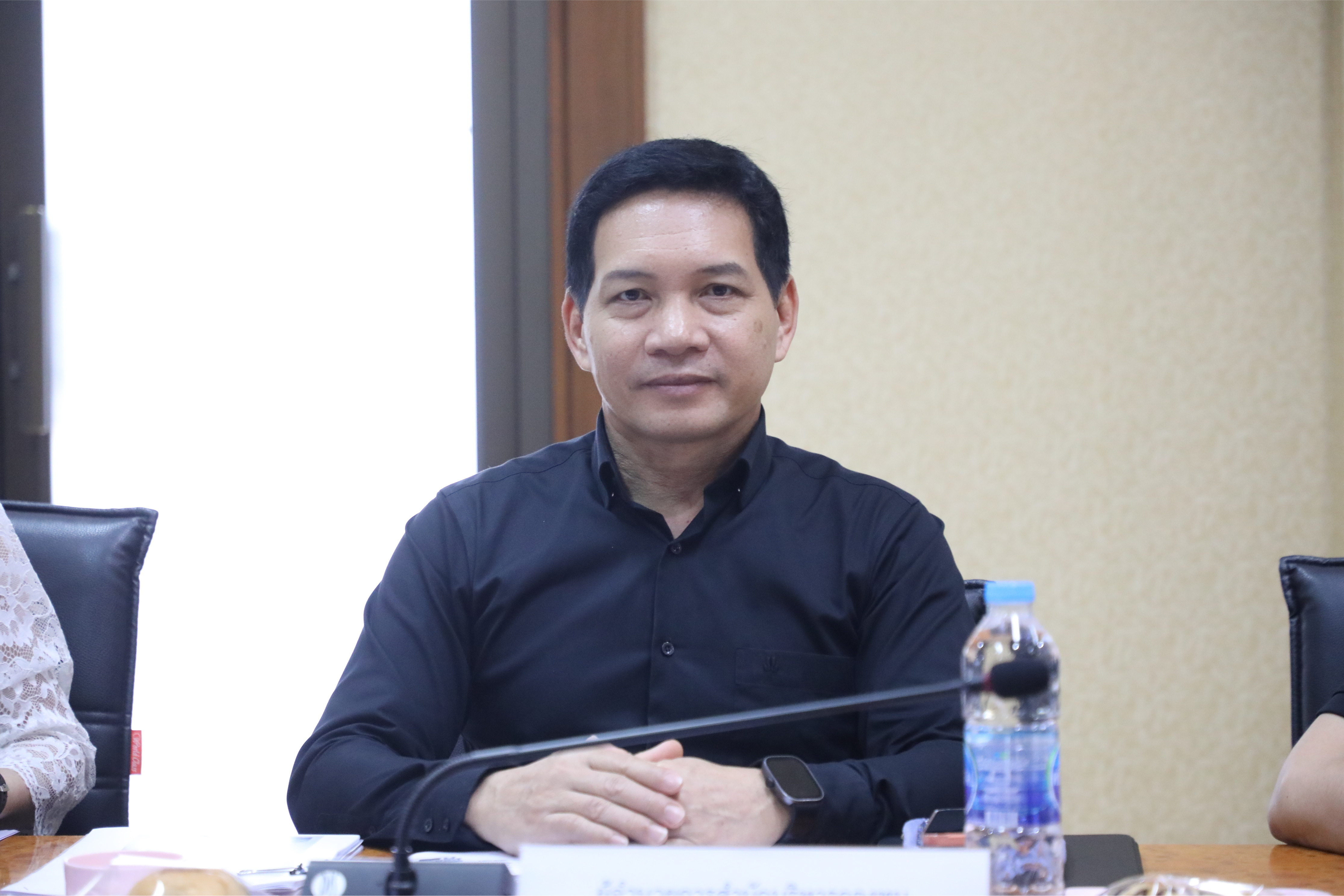 title - ส.ป.ก. ประชุมคณะทำงานศึกษาพิจารณาการแก้ไขปัญหาด้านที่ดินและหนี้สินของเกษตรกร โครงการแก้ไขปัญหาที่ดินทำกินให้แก่เกษตรกรสภาประชาชน 4 ภาค ครั้งที่ 1/2569